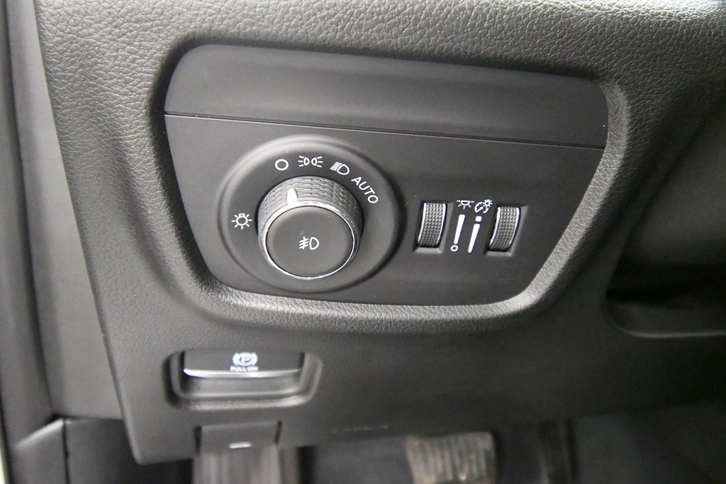 Used 2023 Jeep Grand Cherokee L Overland image 20