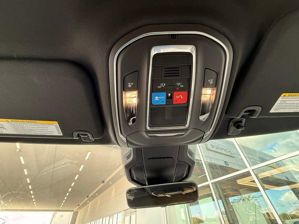 New 2026 Jeep Cherokee Laredo image 12