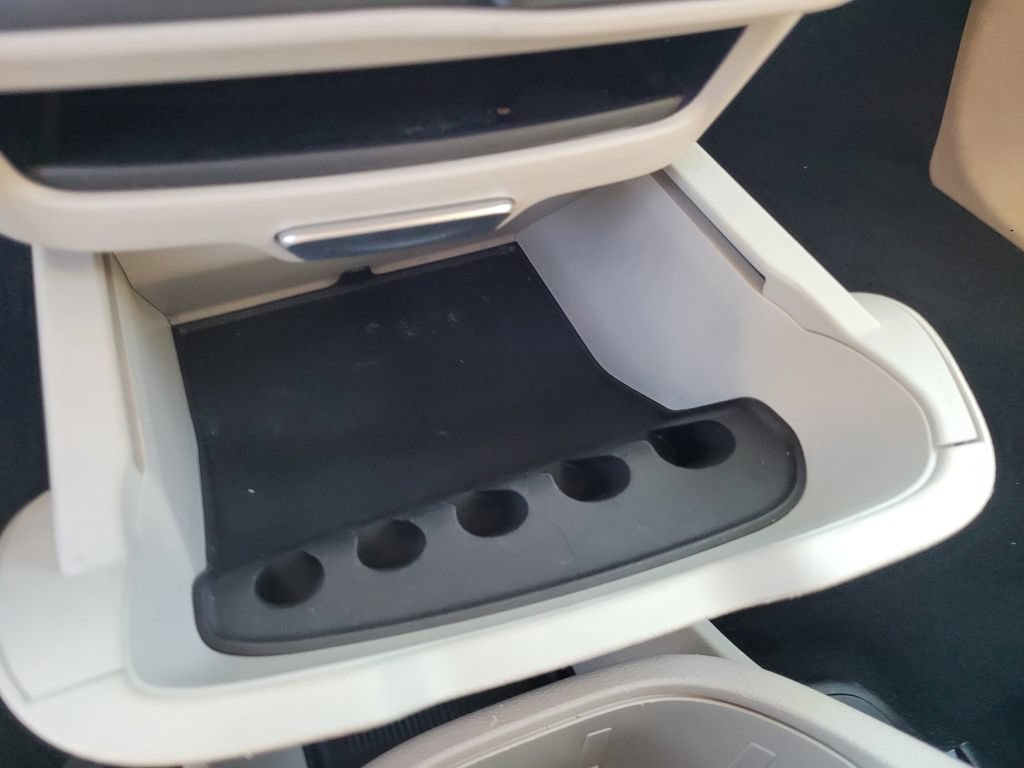 Used 2023 Chrysler Pacifica Touring-L FWD image 19