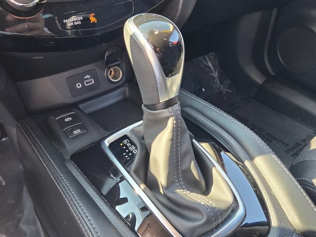 Used 2020 Nissan Rogue SL FWD image 26
