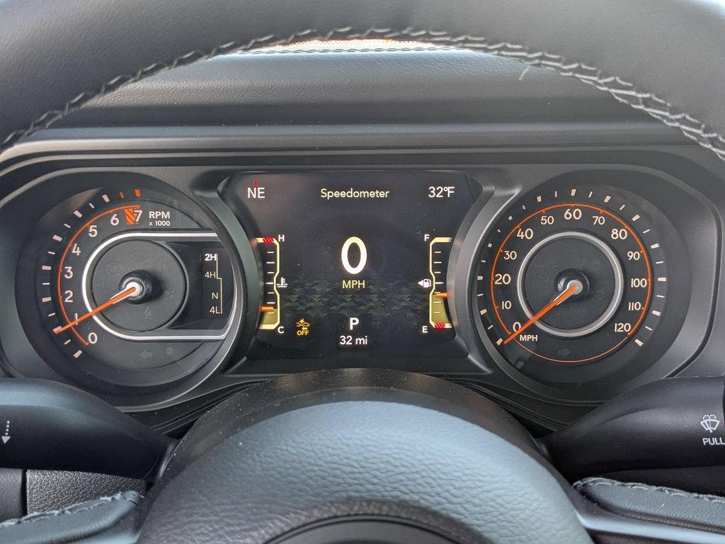 New 2026 Jeep Gladiator Rubicon w/ Safety Group AWD/4WD image 18