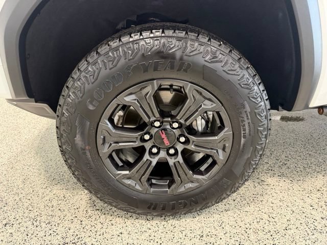 Used 2024 GMC Canyon Elevation RWD image 33