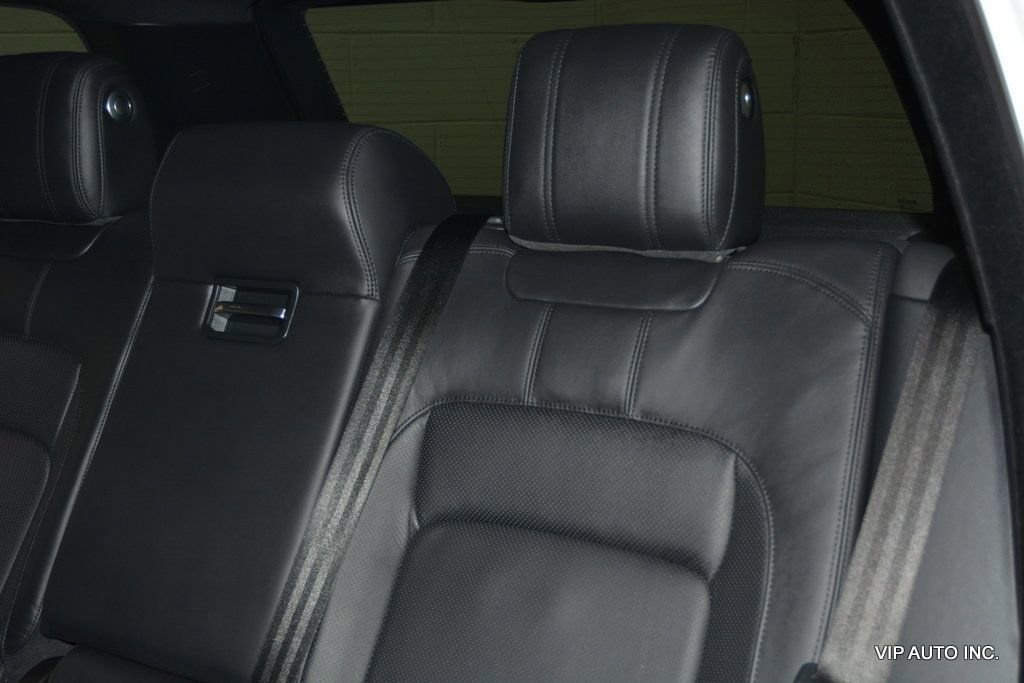 Used 2018 Land Rover Range Rover HSE image 22