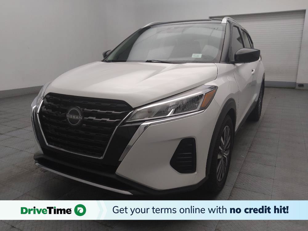 Used 2022 Nissan Kicks SV FWD image 1