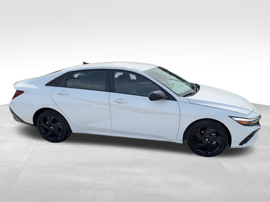 New 2026 Hyundai Elantra Sport FWD image 9