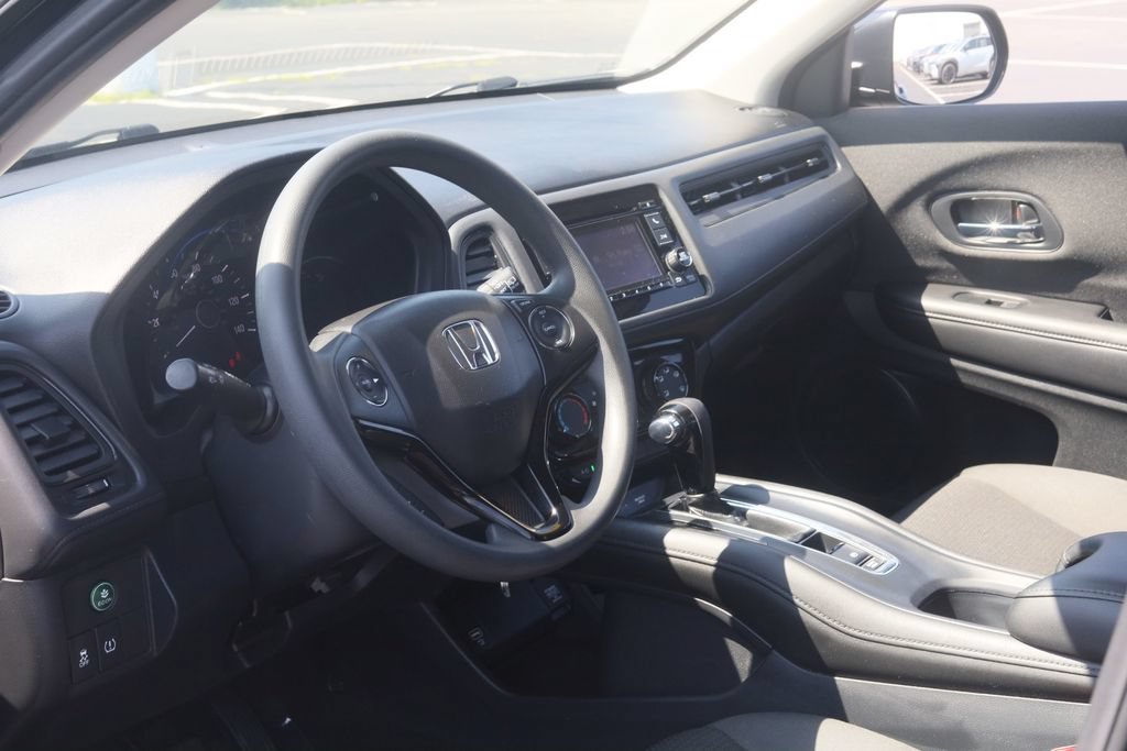 Used 2021 Honda HR-V LX image 4