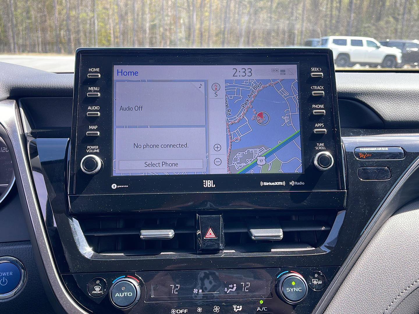 Used 2024 Toyota Camry XLE w/ Navigation Package FWD image 17