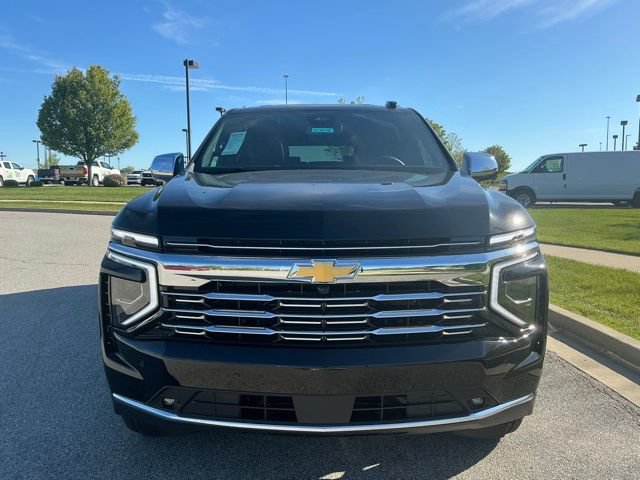 New 2026 Chevrolet Suburban Premier w/ Sun And Tow Package AWD/4WD image 8