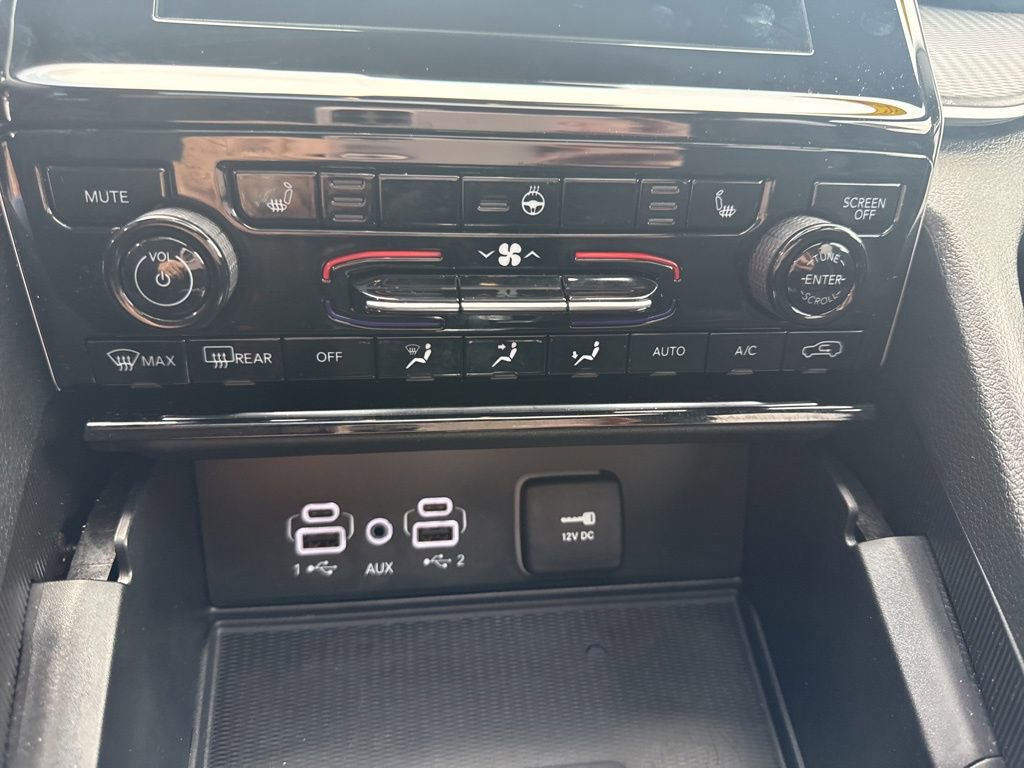 Used 2024 Jeep Grand Cherokee L Altitude image 16