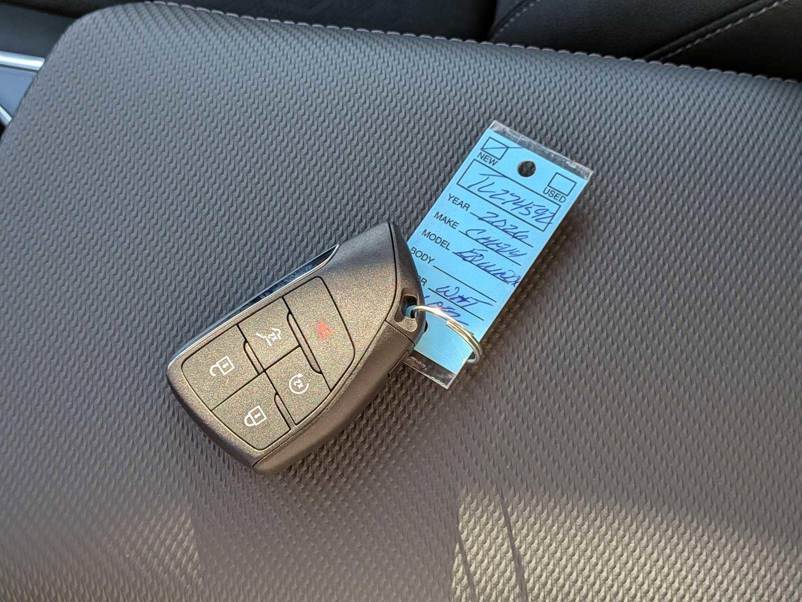 New 2026 Chevrolet Equinox LT w/ Convenience Package II image 32