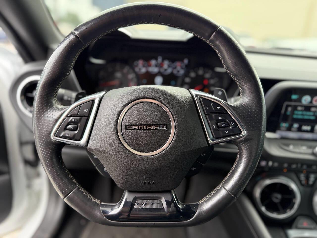 Used 2017 Chevrolet Camaro LT RWD image 14