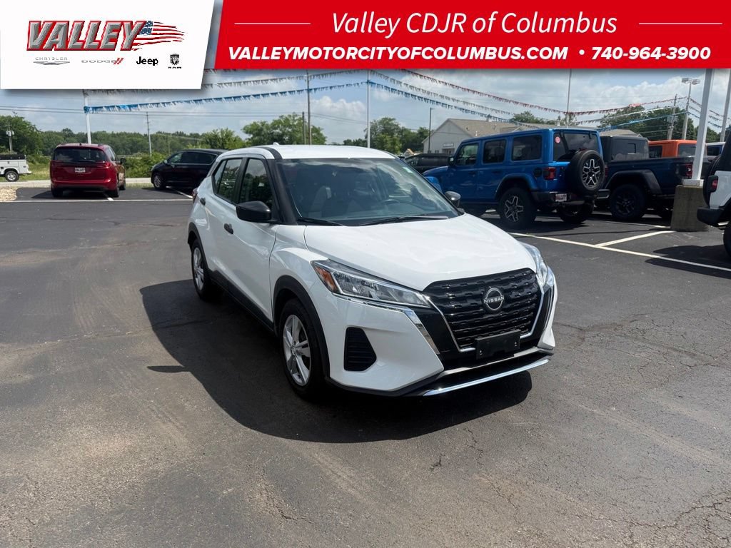 Used 2023 Nissan Kicks S