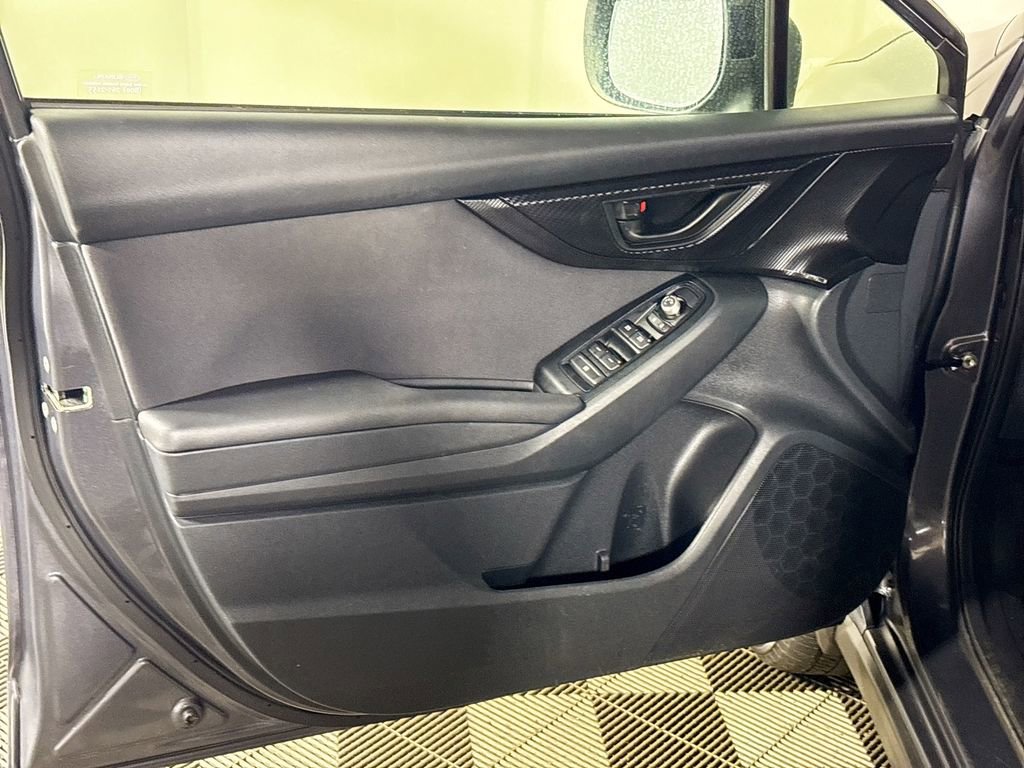 Used 2022 Subaru Crosstrek 2.0i Premium w/ Moonroof Package image 10