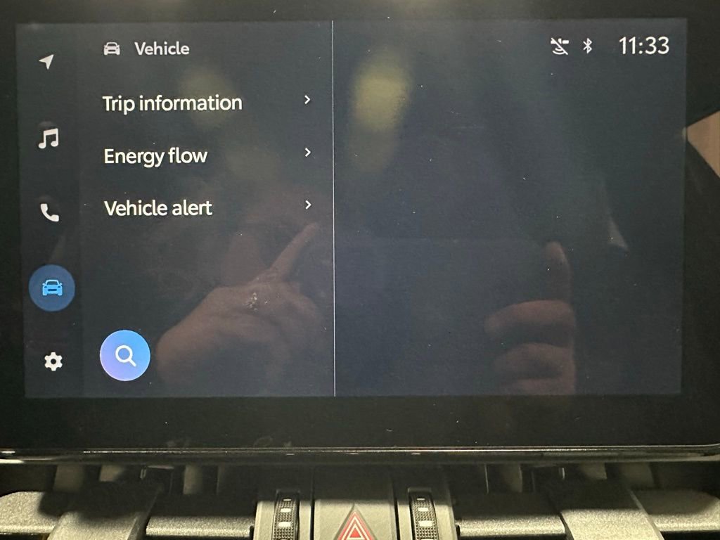 Used 2025 Toyota RAV4 XSE w/ Weather Package image 17