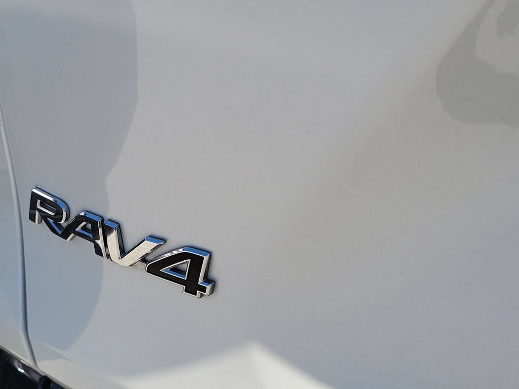 Certified 2022 Toyota RAV4 XSE AWD/4WD image 10