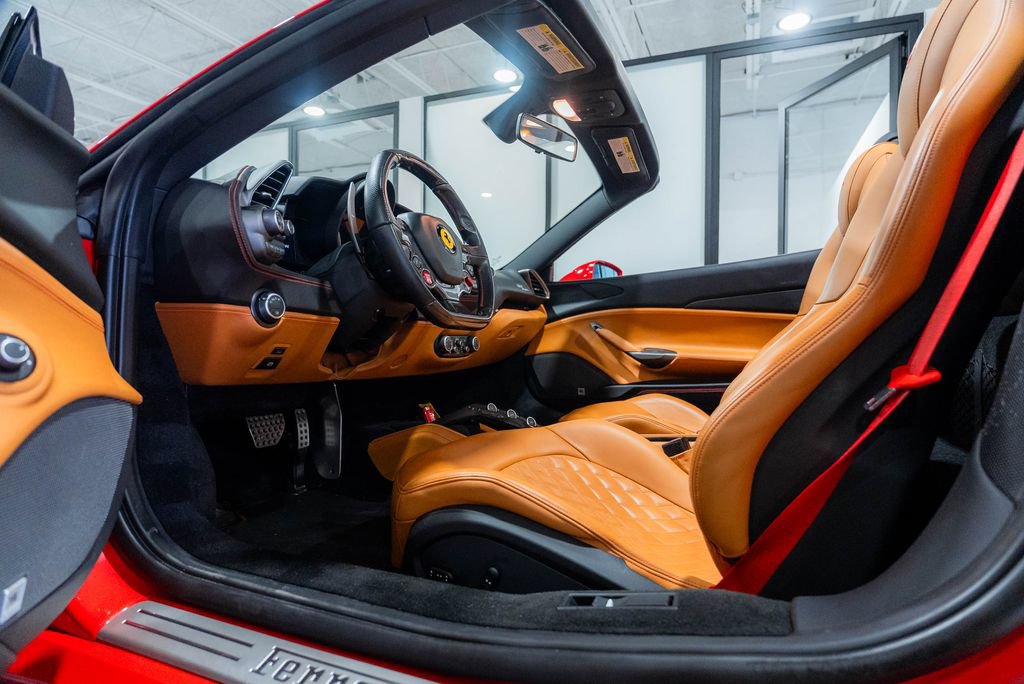 Used 2018 Ferrari 488 Spider RWD image 51
