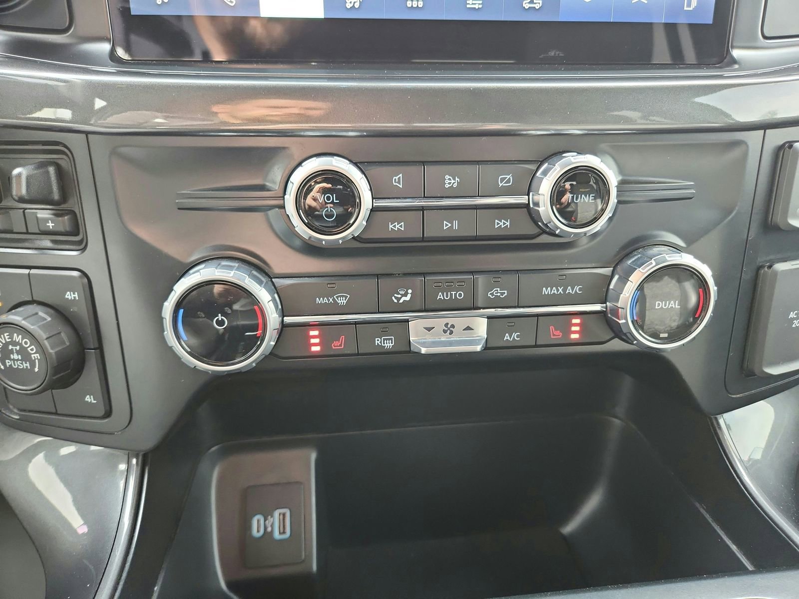 Used 2023 Ford F150 Tremor w/ Trailer Tow Package image 18