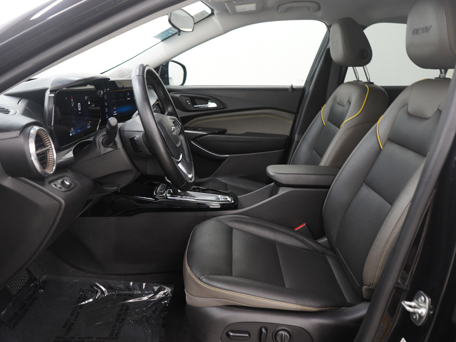 Used 2025 Chevrolet Trax ACTIV w/ Driver Confidence Package FWD image 15