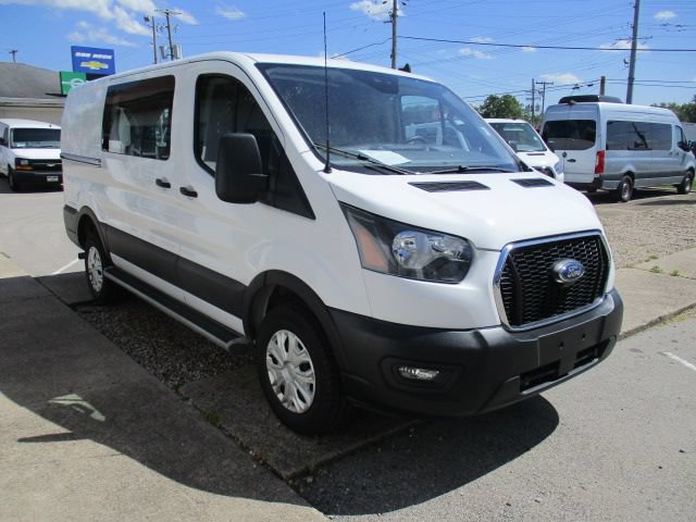 Used 2024 Ford Transit 250 Low Roof w/ Exterior Upgrade Package RWD image 3