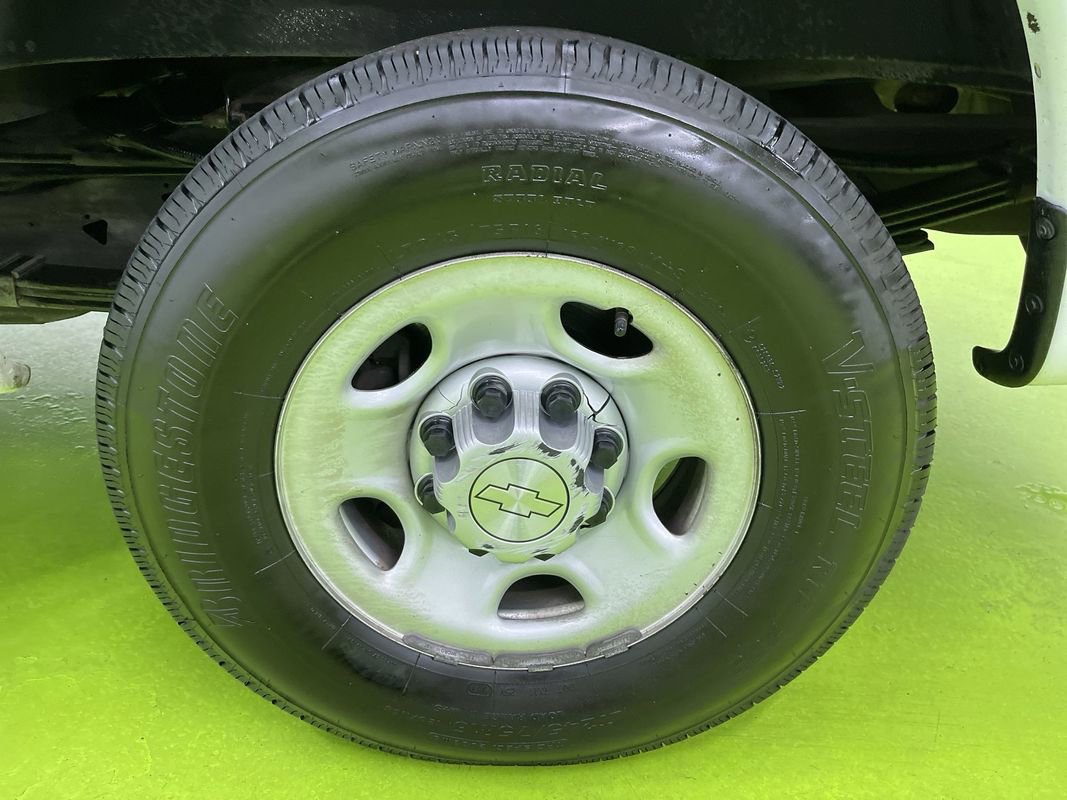 Used 2019 Chevrolet Express 2500 image 14