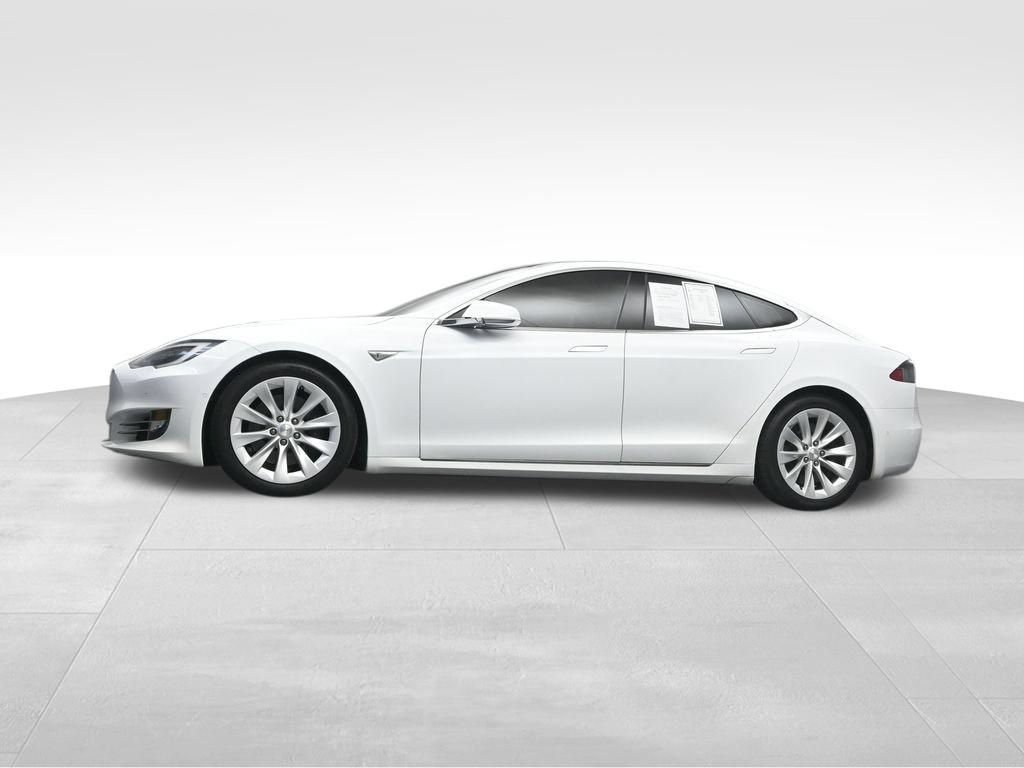 Used 2016 Tesla Model S 60D AWD/4WD image 23