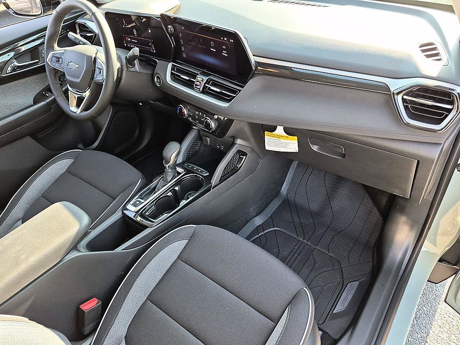New 2026 Chevrolet TrailBlazer LT w/ Midnight Edition AWD/4WD image 35
