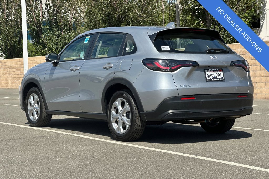 Used 2025 Honda HR-V LX image 6