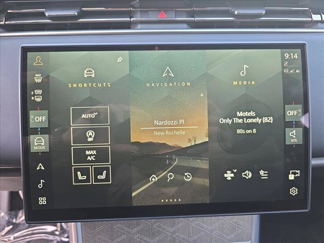 Used 2025 Land Rover Range Rover SV AWD/4WD image 23