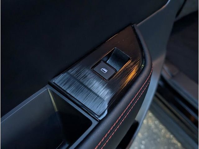 Certified 2025 Nissan Rogue SV image 11