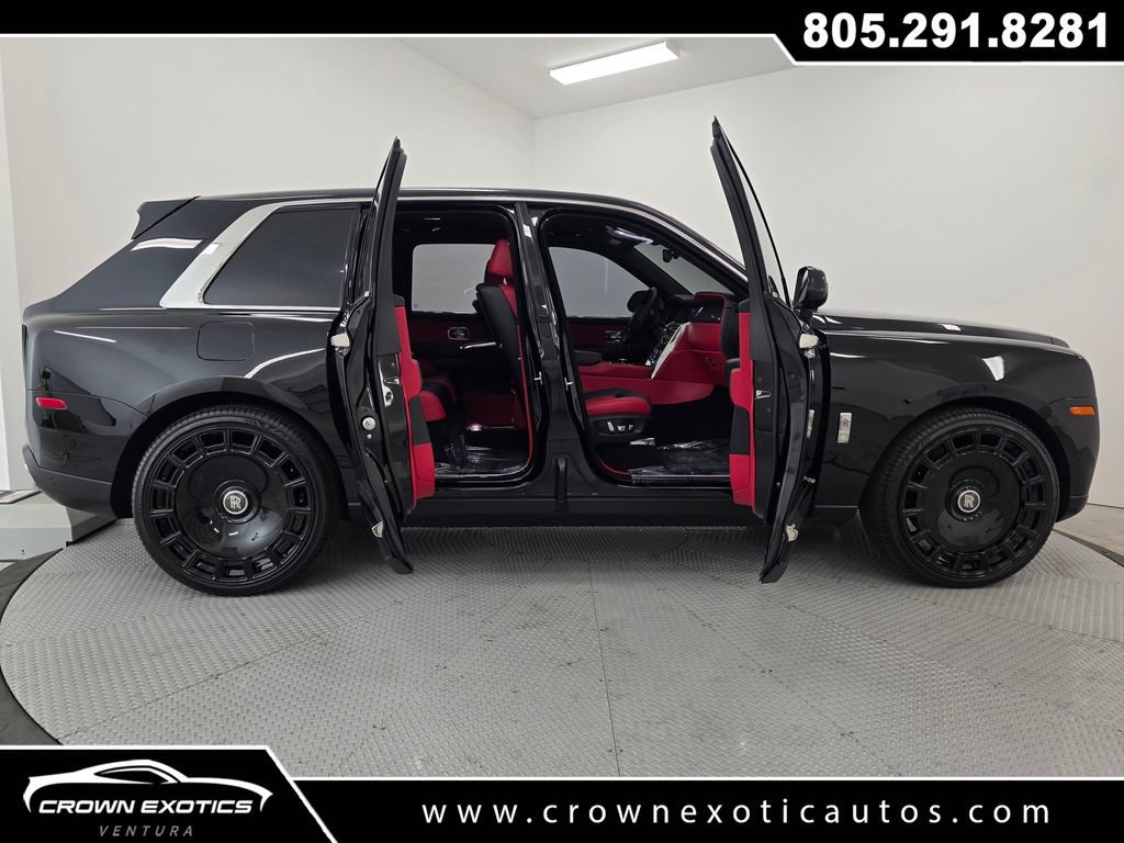 Used 2022 Rolls-Royce Cullinan w/ Interior Detailing Package AWD/4WD image 21