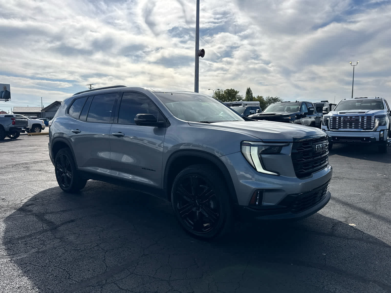 Certified 2025 GMC Acadia Elevation w/ Elevation Premium Package FWD image 7