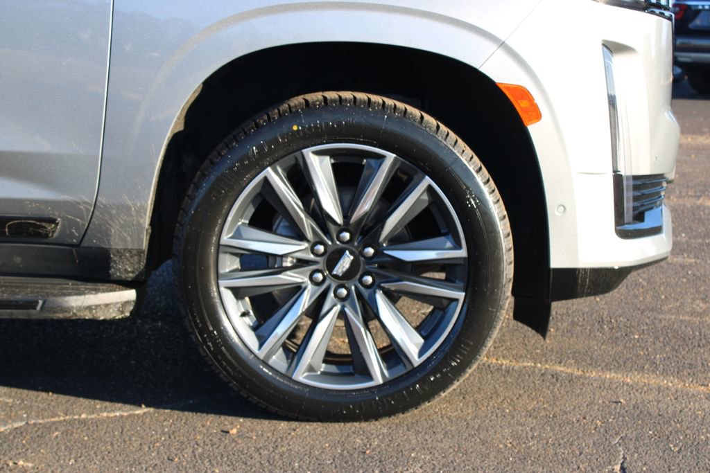 Used 2024 Cadillac Escalade Sport AWD/4WD image 12