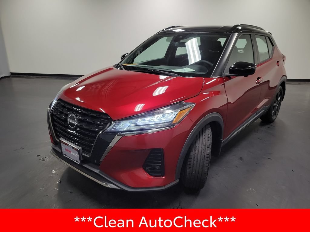 Used 2022 Nissan Kicks SR w/ Interior Electronics Package FWD image 4