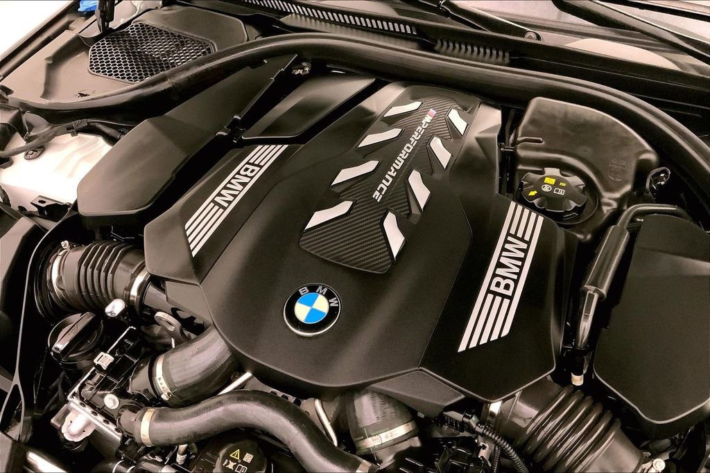 Certified 2023 BMW M550i xDrive w/ Dynamic Handling Package AWD/4WD image 31