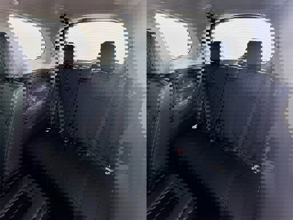 New 2025 Honda Pilot EX-L image 30