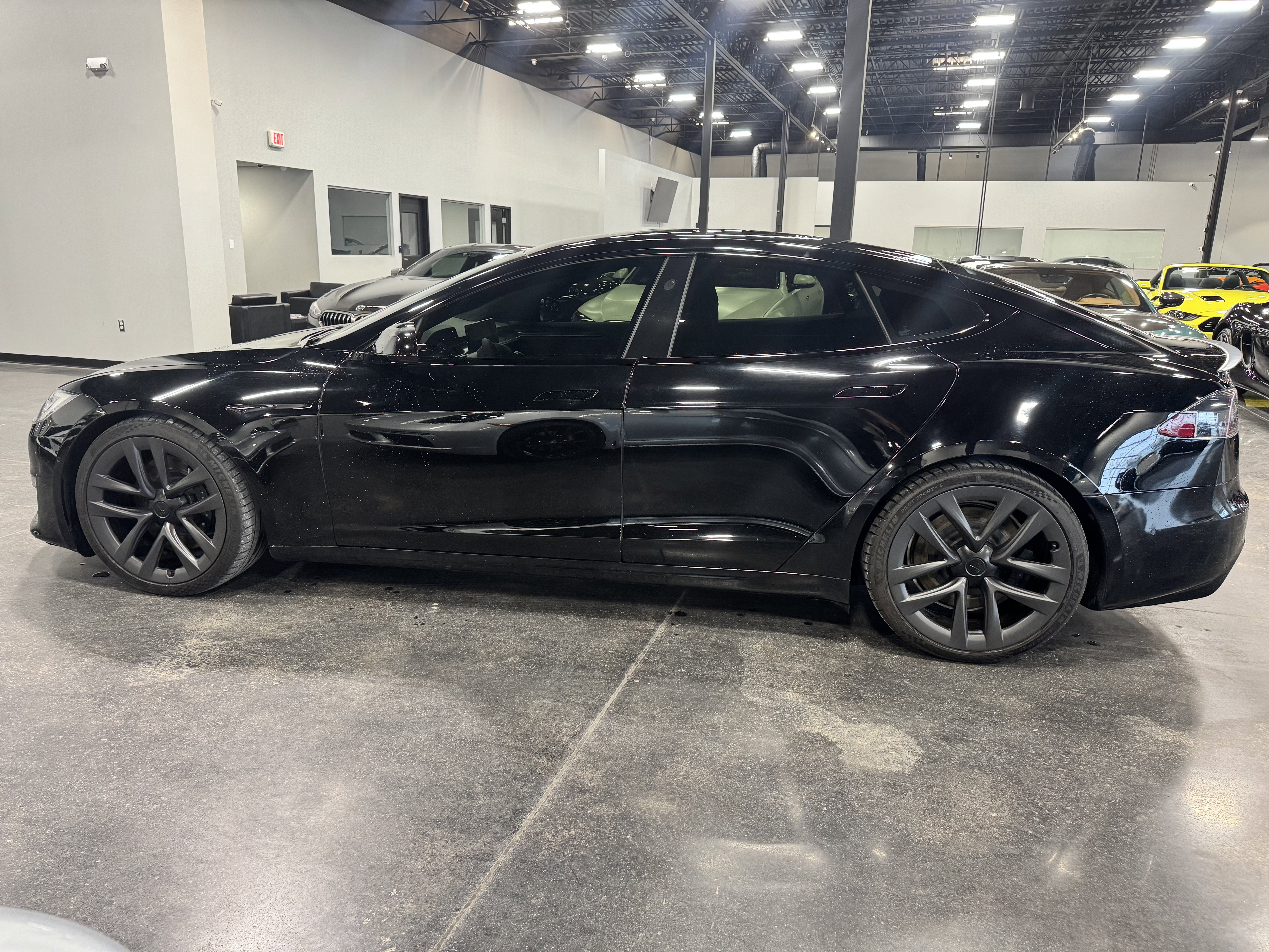 Used 2021 Tesla Model S Plaid image 6