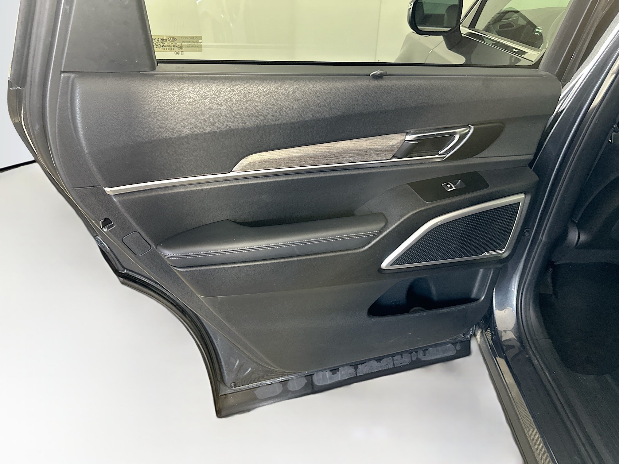 Used 2020 Kia Telluride EX w/ Towing Package AWD/4WD image 28