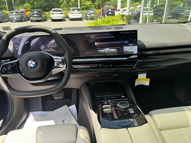 Used 2026 BMW 530i xDrive w/ Premium Package image 10