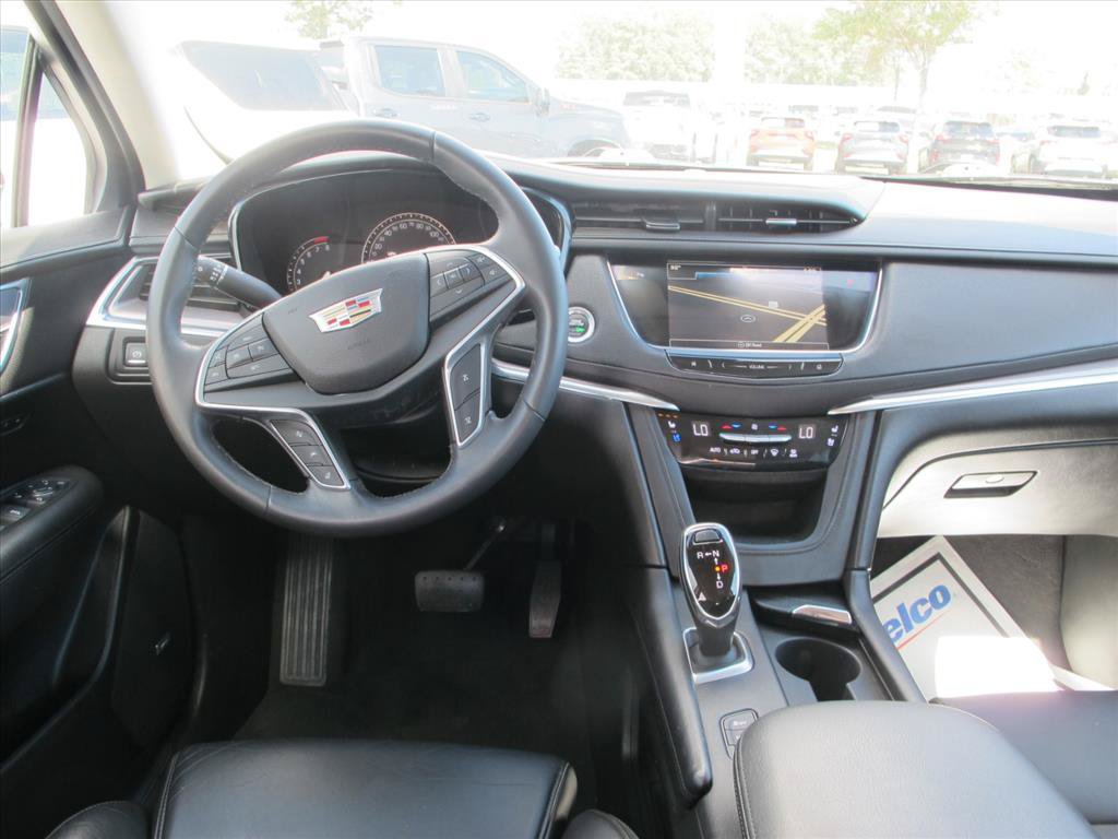 Used 2017 Cadillac XT5 Premium Luxury w/ LPO, Wheel Lock Package AWD/4WD image 21