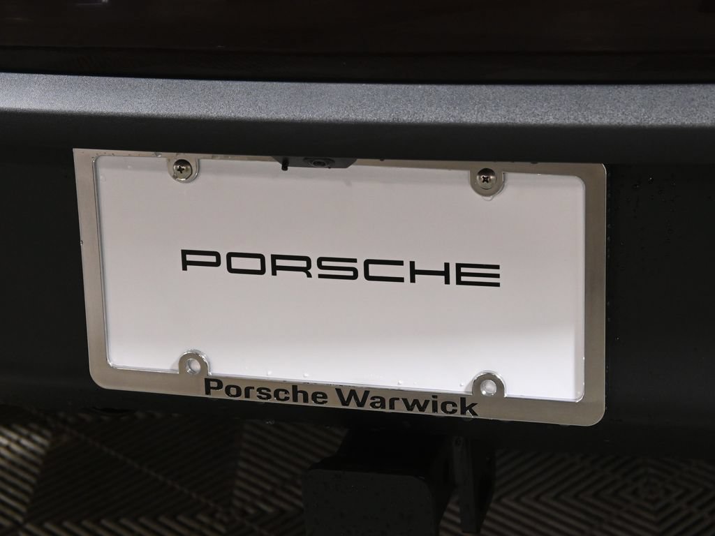 Used 2026 Porsche Macan AWD/4WD image 14