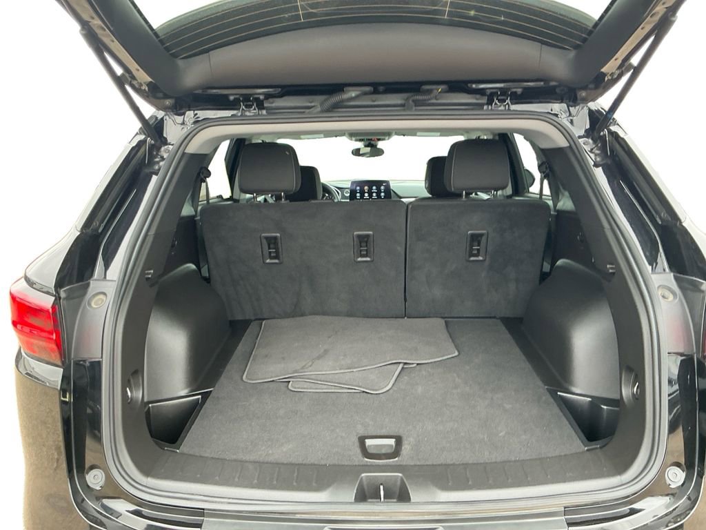 Used 2025 Chevrolet Blazer LT image 21