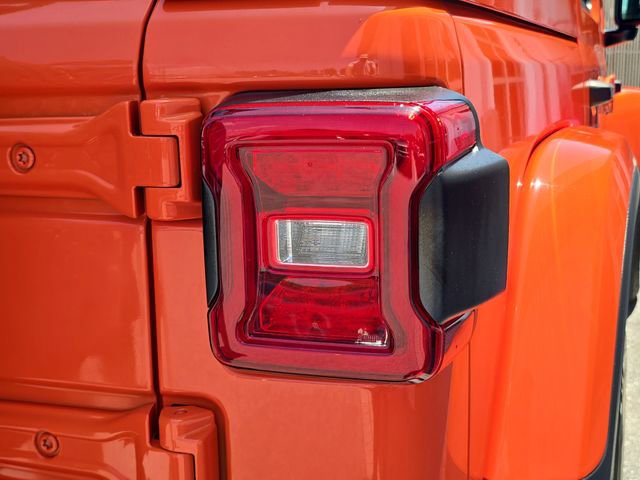 Used 2020 Jeep Wrangler Unlimited Sahara AWD/4WD image 8