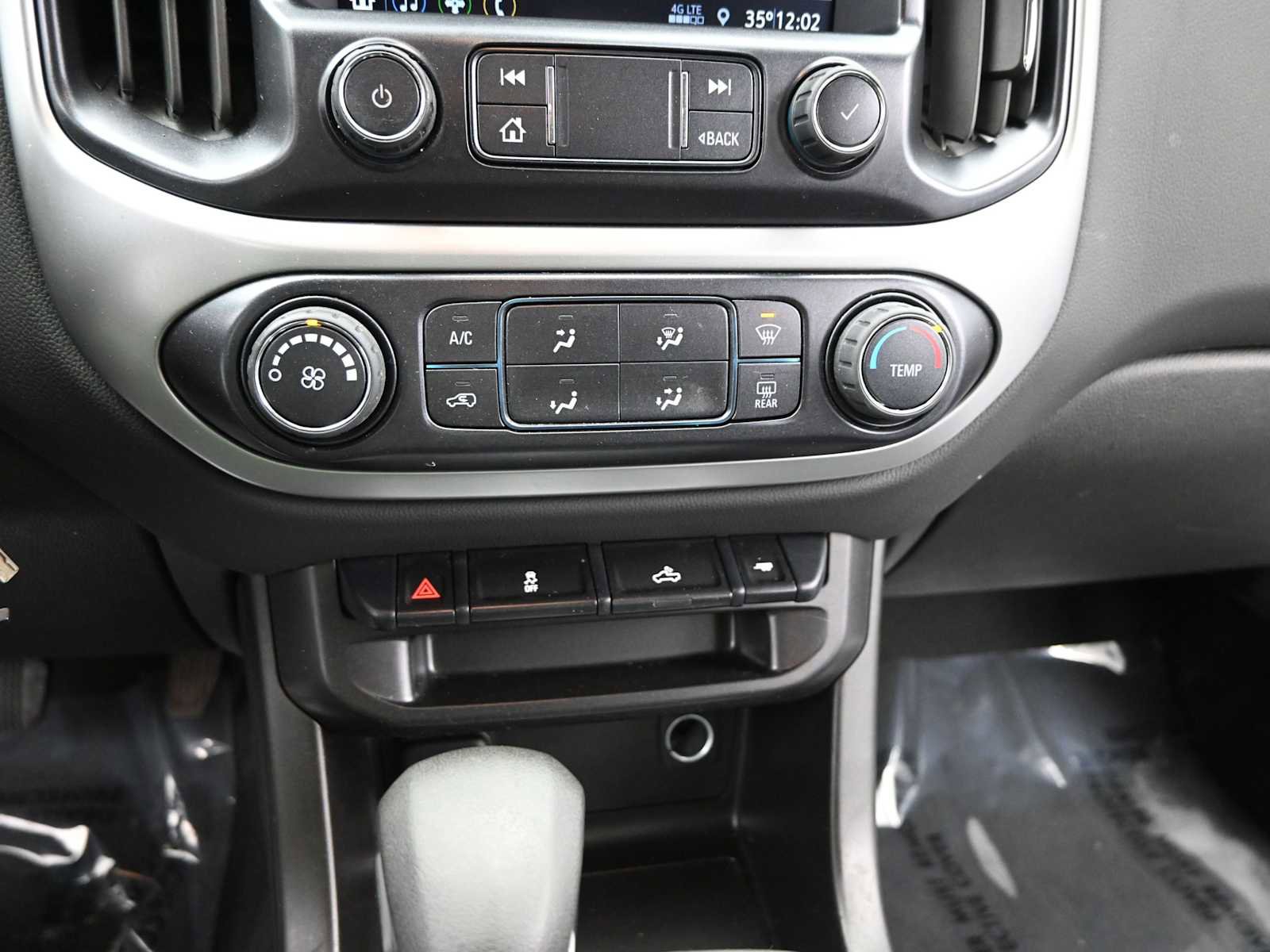 Used 2022 Chevrolet Colorado LT w/ LT Convenience Package image 18