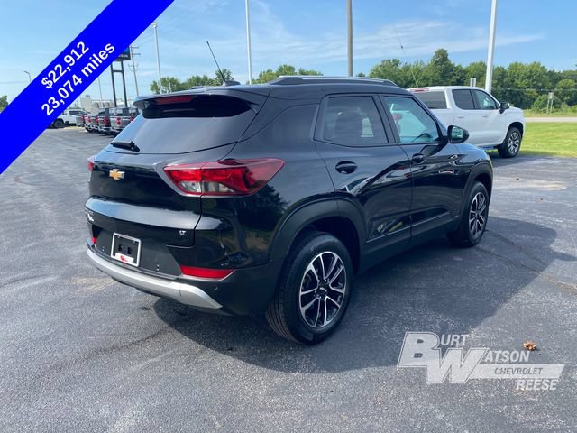 Used 2025 Chevrolet TrailBlazer LT w/ LT Cold Weather Package AWD/4WD image 6