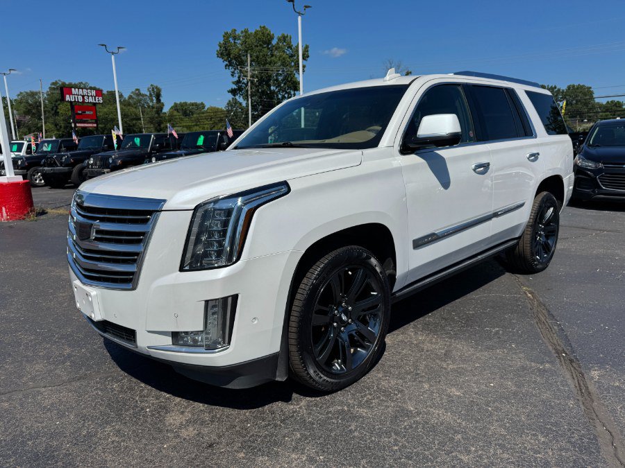 Used 2018 Cadillac Escalade Platinum AWD/4WD image 1