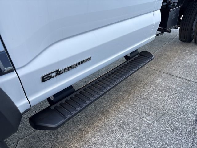 New 2023 Ford F450 XL w/ XL Chrome Package RWD image 11