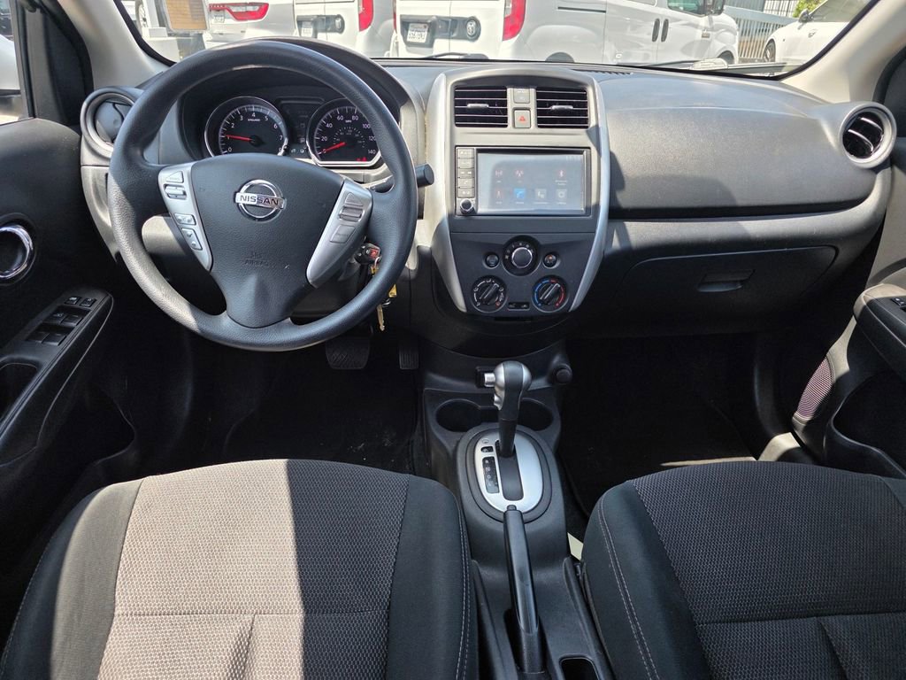 Used 2019 Nissan Versa SV FWD image 17