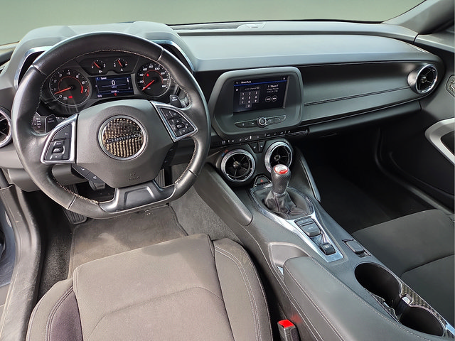 Used 2023 Chevrolet Camaro LT RWD image 14