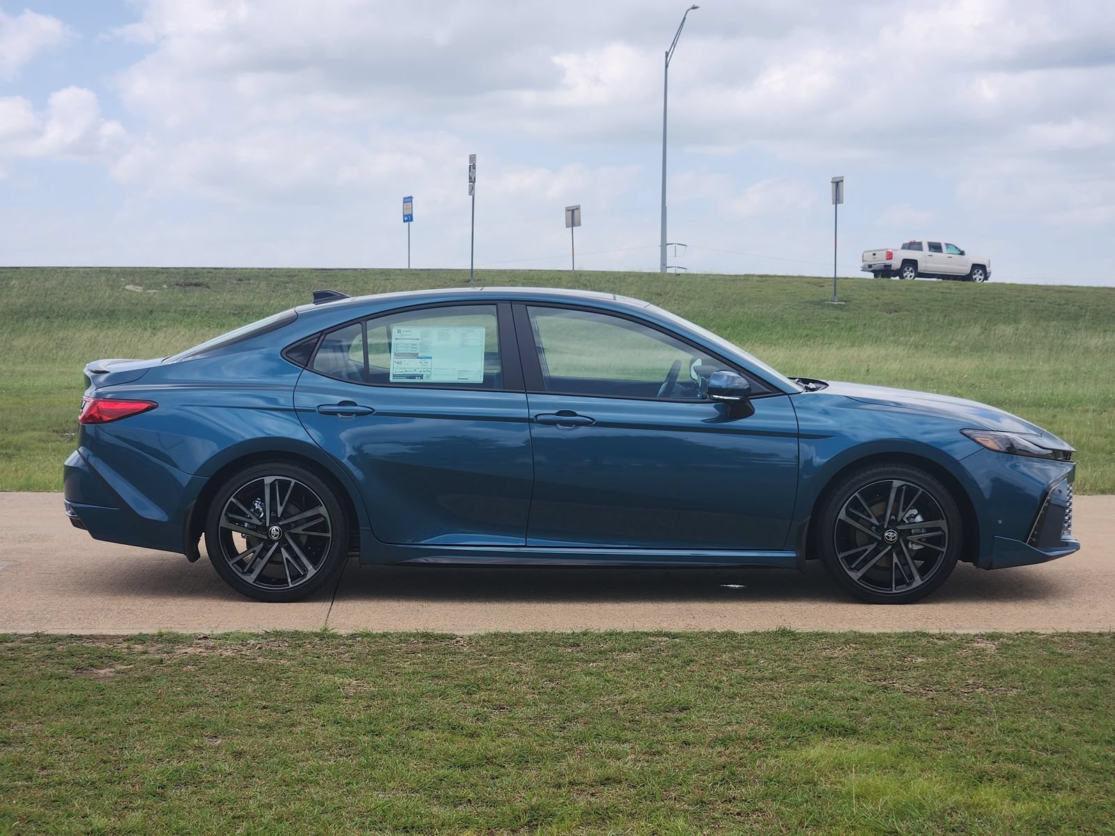 New 2026 Toyota Camry XSE w/ Premium Plus Package FWD image 7