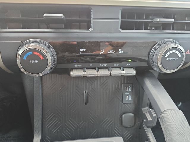 Used 2025 Toyota Tacoma SR5 image 23